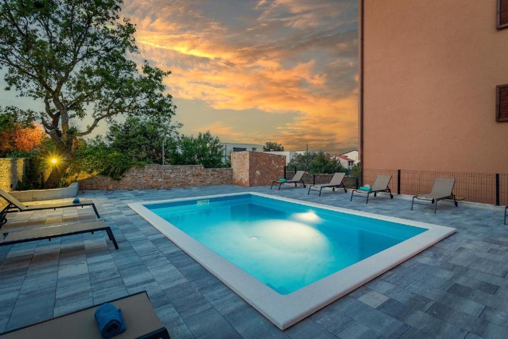Cesare Apartment, With Swimming Pool And Sea View Ližnjan Екстериор снимка