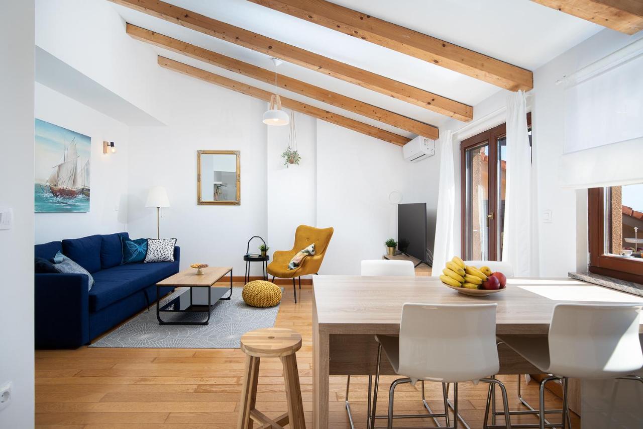 Cesare Apartment, With Swimming Pool And Sea View Ližnjan Екстериор снимка