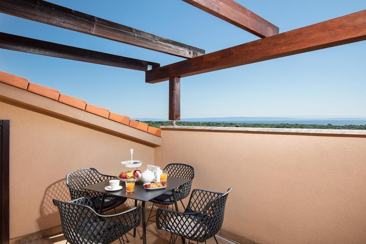 Cesare Apartment, With Swimming Pool And Sea View Ližnjan Екстериор снимка