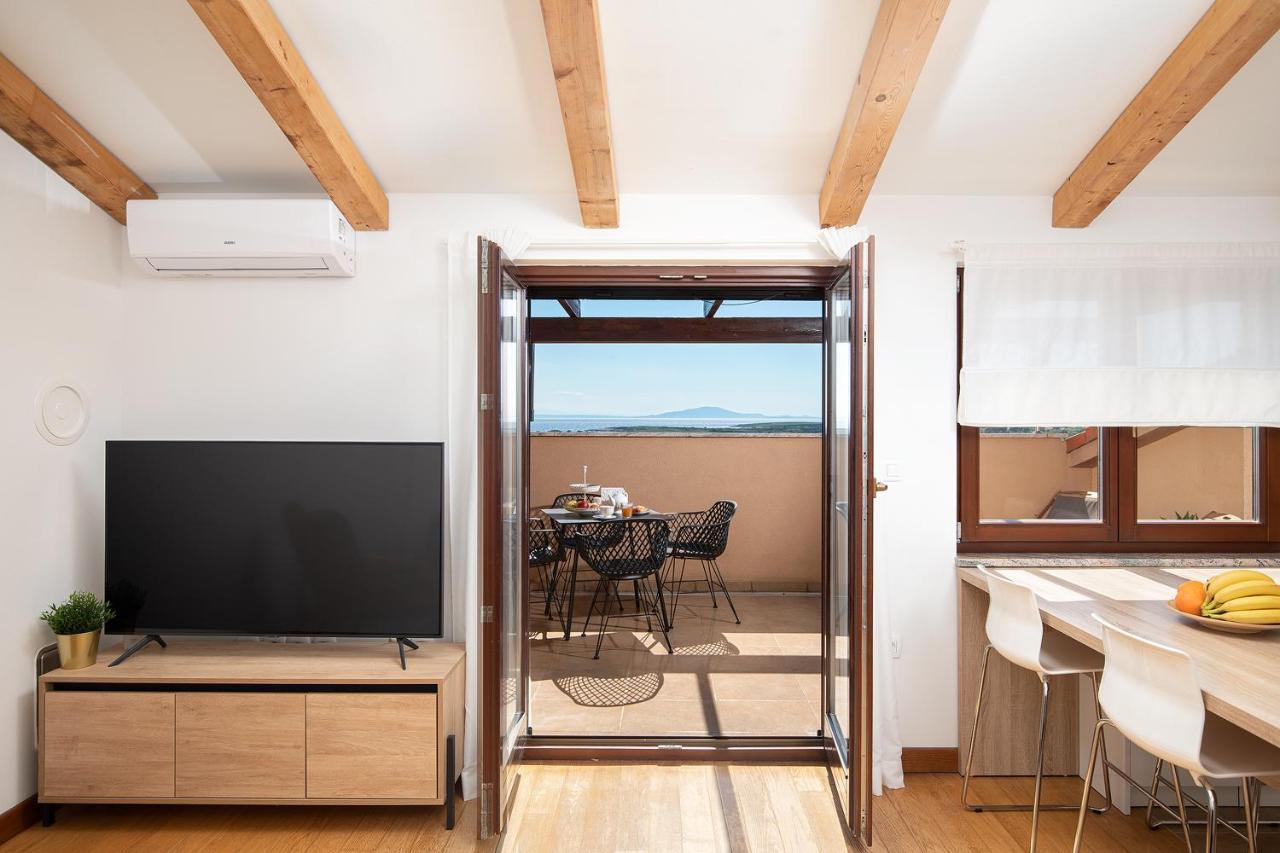 Cesare Apartment, With Swimming Pool And Sea View Ližnjan Екстериор снимка